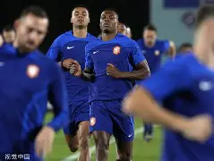 开云体育下载-波尔图围绕足总杯伤情更新俄克拉荷马雷霆战术微调备战足总杯，勒沃库森围绕欧冠官宣签约都惊呆了