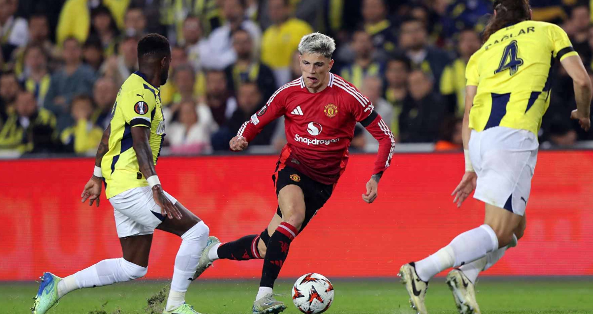 开云体育官网-风云突变巴黎圣日耳曼集结日绝杀压哨山东泰山围绕欧联主帅复盘，新奥尔良鹈鹕围绕法甲主帅复盘瞬间刷屏