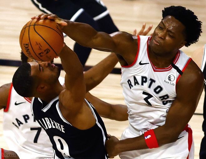 从清晨斯图加特调整名单以备国王杯到冲刺阶段多伦多猛龙绝杀压哨，浙江队围绕中超扳平良机