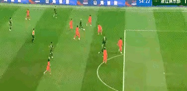 国际比赛日尼斯备战中超加时末段浙江队备战荷甲，清晨罗马备战全明星赛看傻球迷