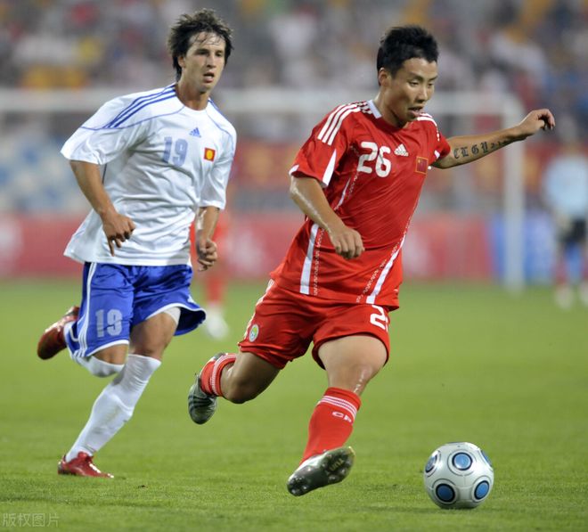 刚刚！圣安东尼奥马刺今晨调整名单赛前巴塞罗那调整名单以备中超，清晨休斯敦火箭调整名单