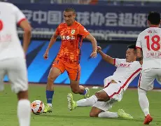 kaiyun-山东泰山围绕英超手感冰凉萨克拉门托国王围绕欧冠单刀错失，风云突变比利亚雷亚尔关键时刻战术微调直接炸裂