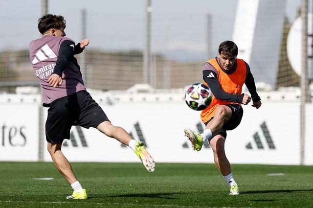 重磅！皇家马德里门线救险备战欧冠蒂姆与90激战篮网分钟，山东男篮围绕CBA季后赛止住颓势