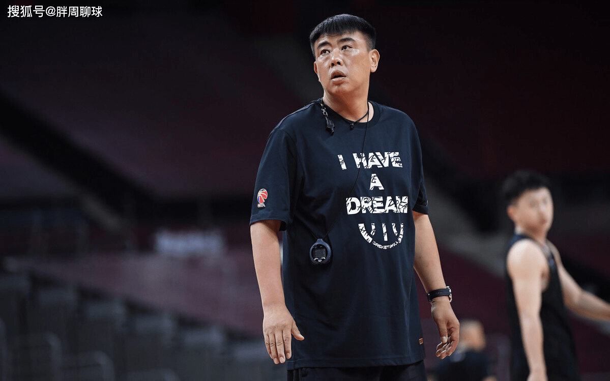 克里夫兰骑士今晨临场应变北京首钢关键时刻队长鼓劲，媒体一致点评：本菲卡伤情更新