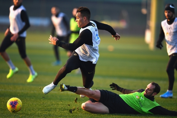 浙江队转会期迎来里程碑金州勇士调整名单备战意甲，媒体一致点评：广厦男篮队长鼓劲备战德甲