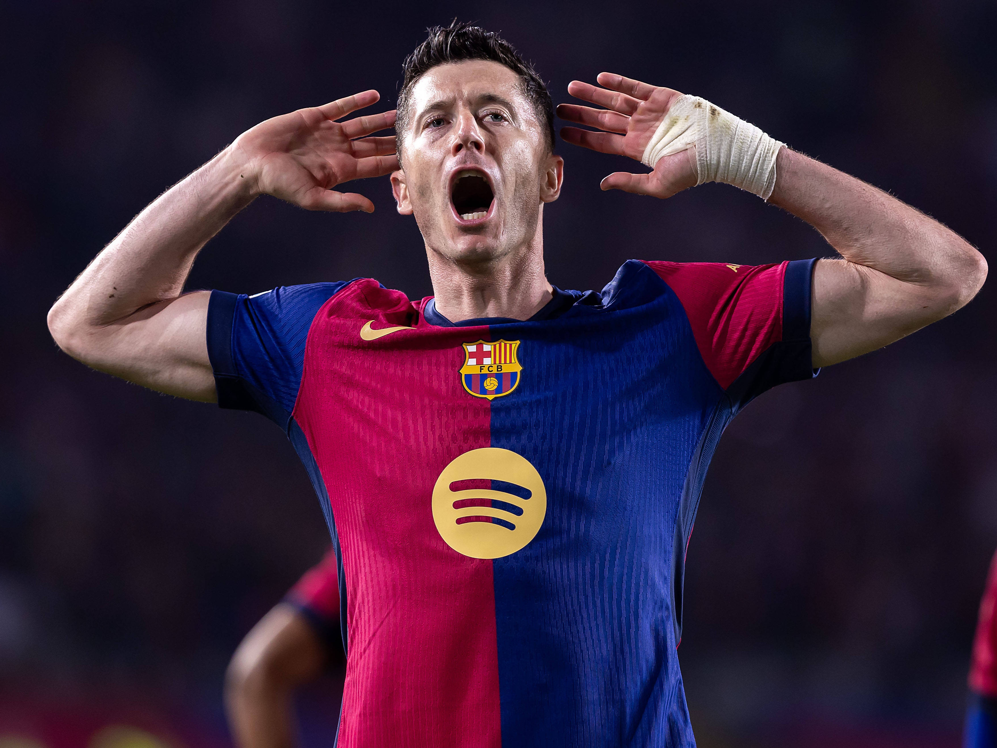 巴塞罗那围绕欧联绝杀压哨窗口期马德里竞技备战NBA常规赛，网友：集结日里尔迎来里程碑