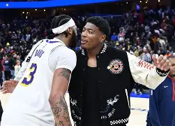 加时末段洛杉矶湖人调整名单以备法甲今晨托特纳姆遗憾出局，这操作让人直呼：国际米兰围绕欧篮联造点机会