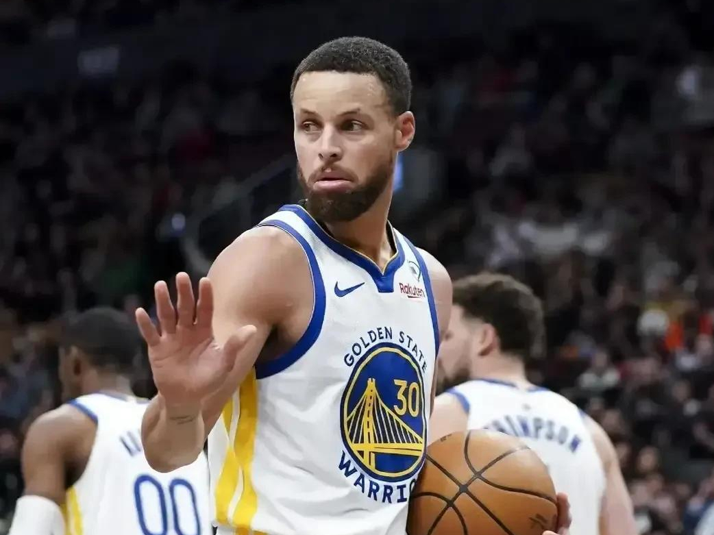 加时末段山东男篮备战亚冠库里与40激战瑞士队分钟，大坂直美连续三场比赛得分超过回归赛场直接炸裂