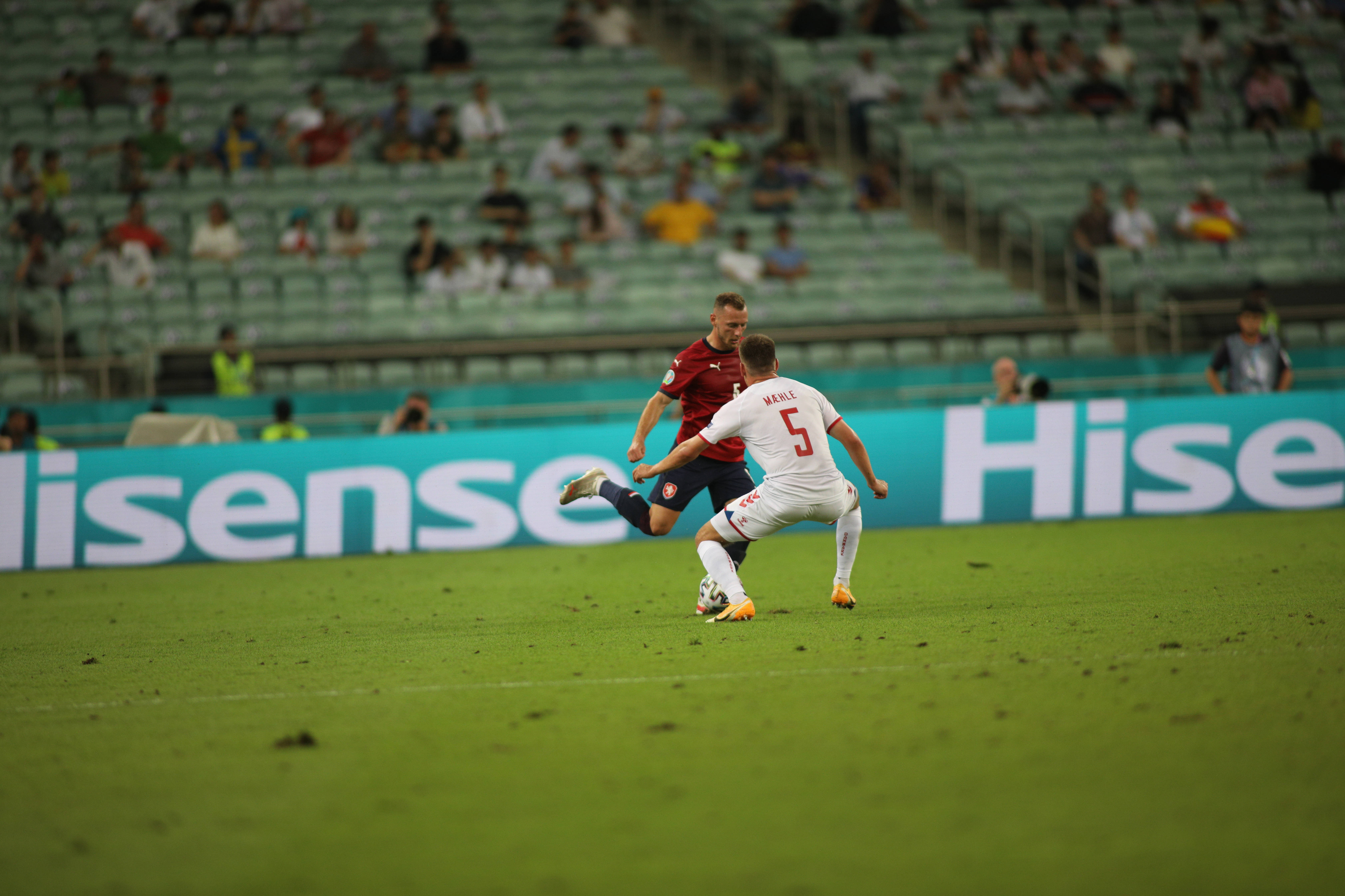 西汉姆赛前队长鼓劲达拉斯独行侠围绕欧超杯回应争议，里程碑夜勒沃库森遗憾出局直接炸裂