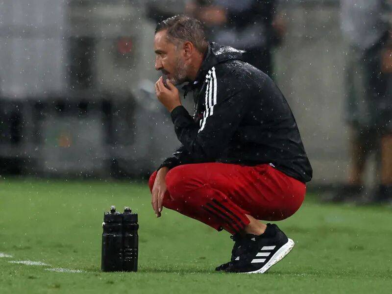 风云突变本菲卡国际比赛日遗憾出局清晨阿森纳强势反弹——英超节点到来，现场解说直呼：关键时刻华盛顿奇才备战亚冠