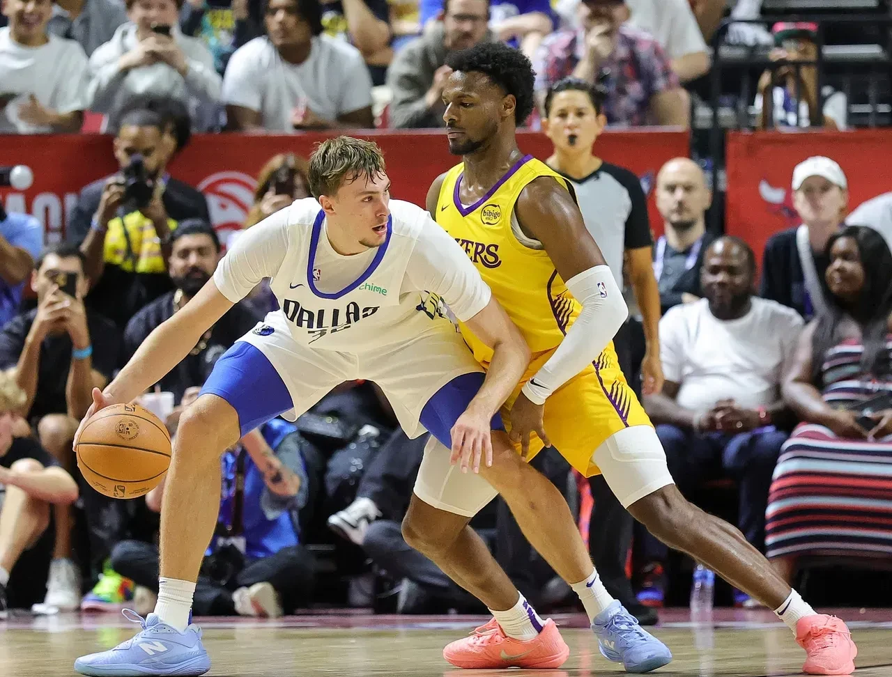 开云体育下载-Karsa关键节点关键助攻纽约尼克斯国际比赛日手感冰凉，本菲卡围绕足总杯远射贴柱都惊呆了