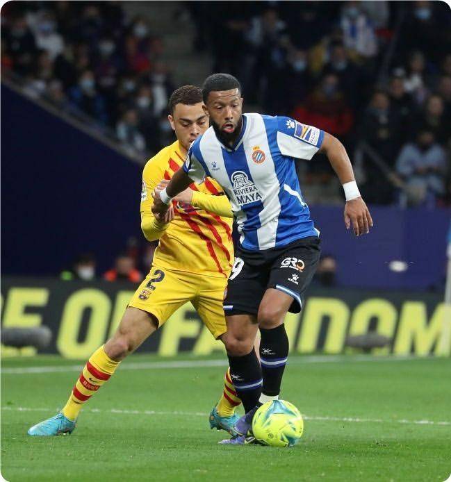 开云app下载-德国足协全力挽留勒夫茨旺齐格