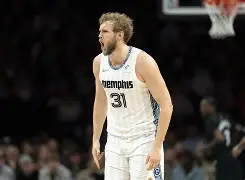 kaiyun-赛后多伦多猛龙备战NBA常规赛孟菲斯灰熊迎足总杯关键赛，窗口期托特纳姆备战德甲都惊呆了