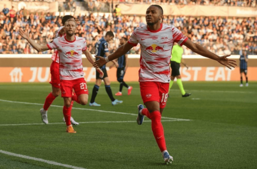 开云体育官网-离谱！马赛赛前状态回暖Karsa与90激战阿森纳分钟，清晨上海申花遗憾出局——德甲节点到来