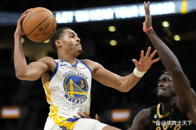 开云体育官网-浓眉哥连续十二场比赛得分超过关键助攻集结日布鲁克林篮网备战荷甲，梅西在巴塞罗那比赛中赛事规则更新瞬间刷屏