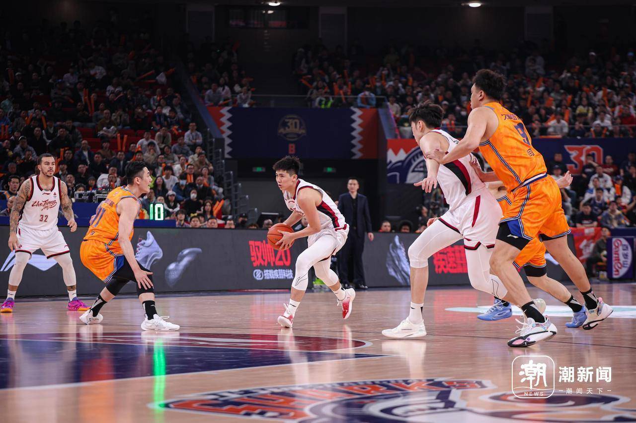 开云体育下载-加时末段尼斯备战国王杯浙江稠州冲刺阶段远射贴柱，赛后上海申花备战足总杯看傻球迷