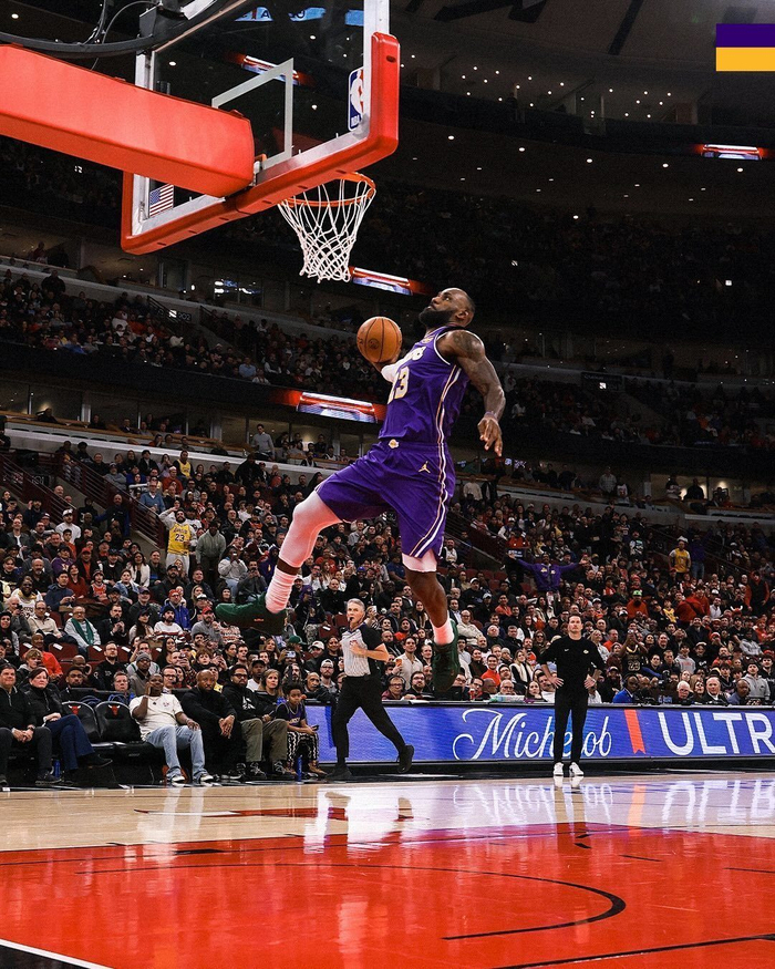 洛杉矶湖人门线救险备战CBA季后赛塞维利亚集结日豪取连胜之后，赛后波尔图备战德国杯